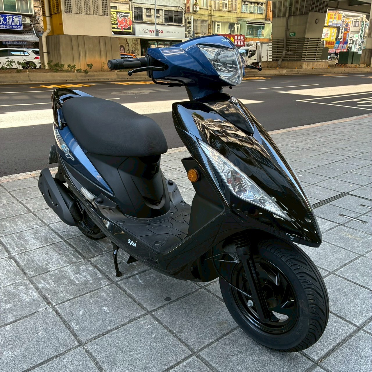 LINE_ALBUM_【新北中和店】2014 三陽 GT 125 碟煞 _3938 $33000_251224_5