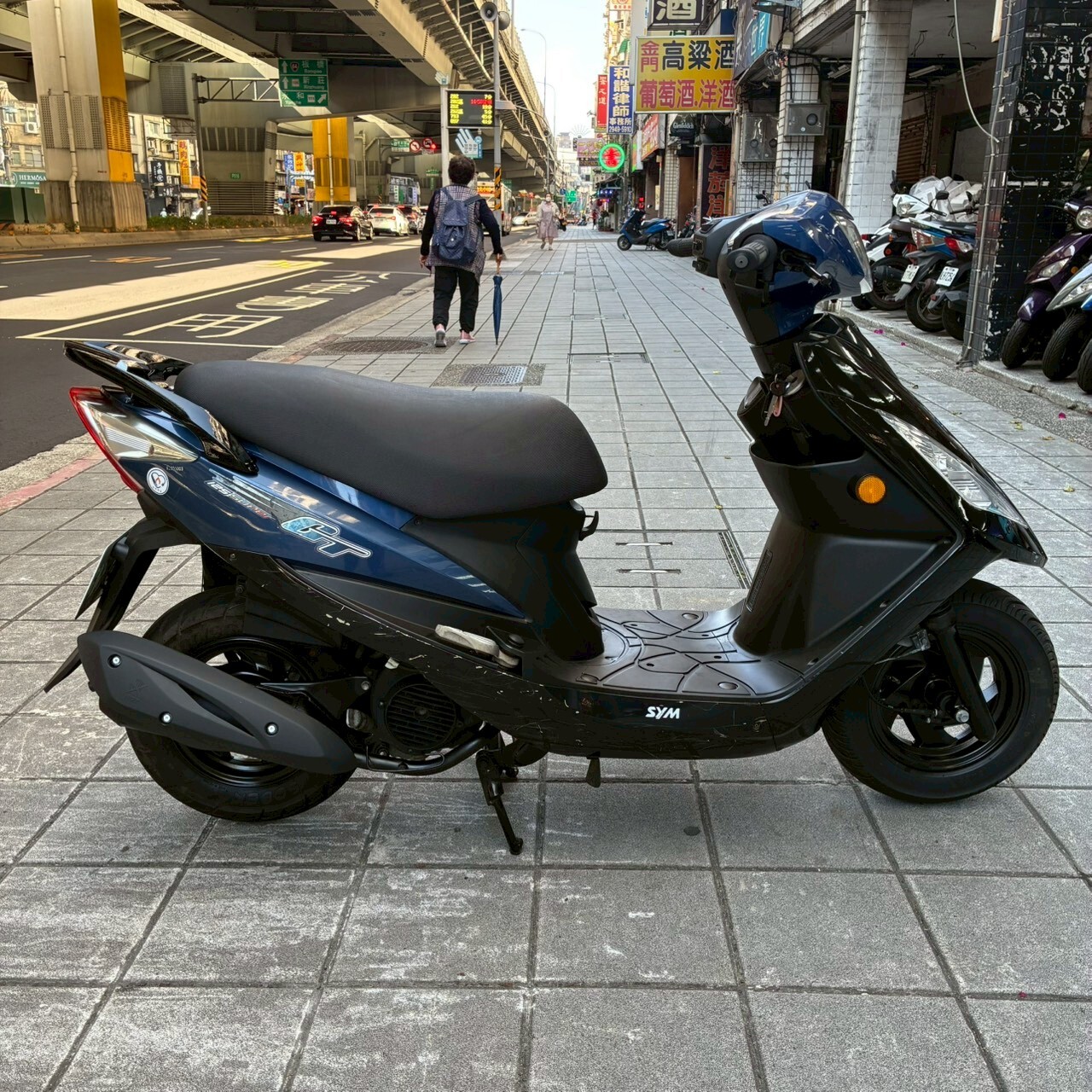 LINE_ALBUM_【新北中和店】2014 三陽 GT 125 碟煞 _3938 $33000_251224_4