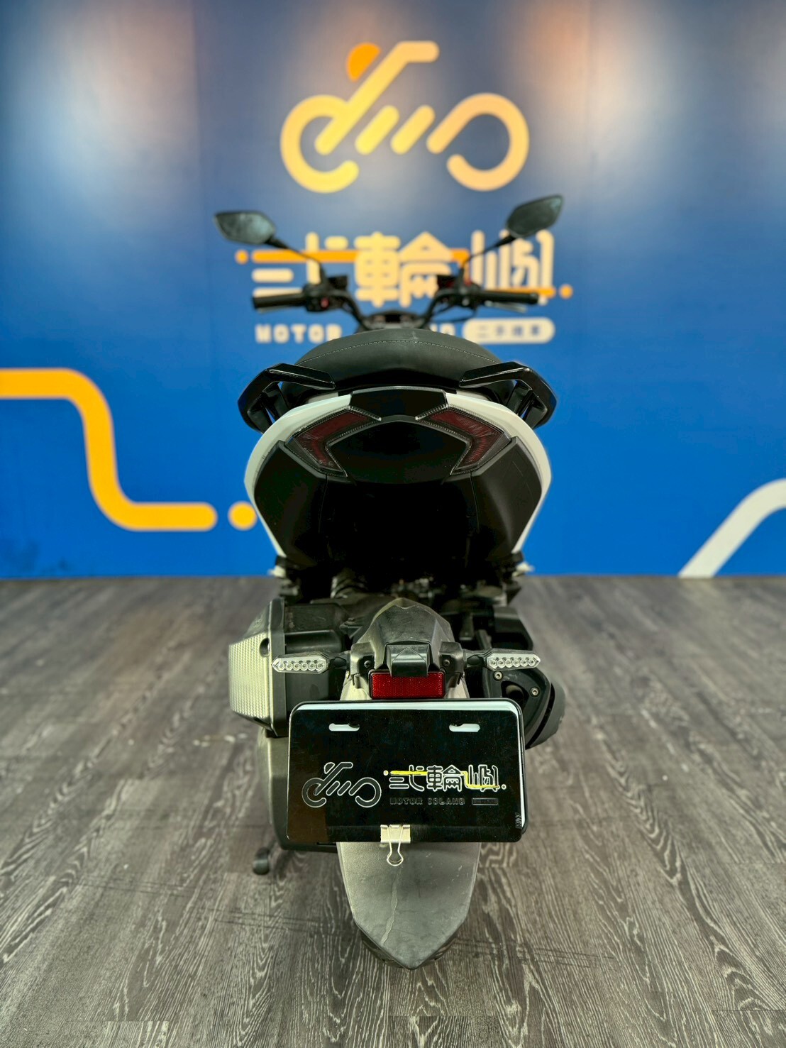 LINE_ALBUM_「未整理保固」23年 三陽 MMBCU 158 _8986 17xxxkm $90000_251225_1