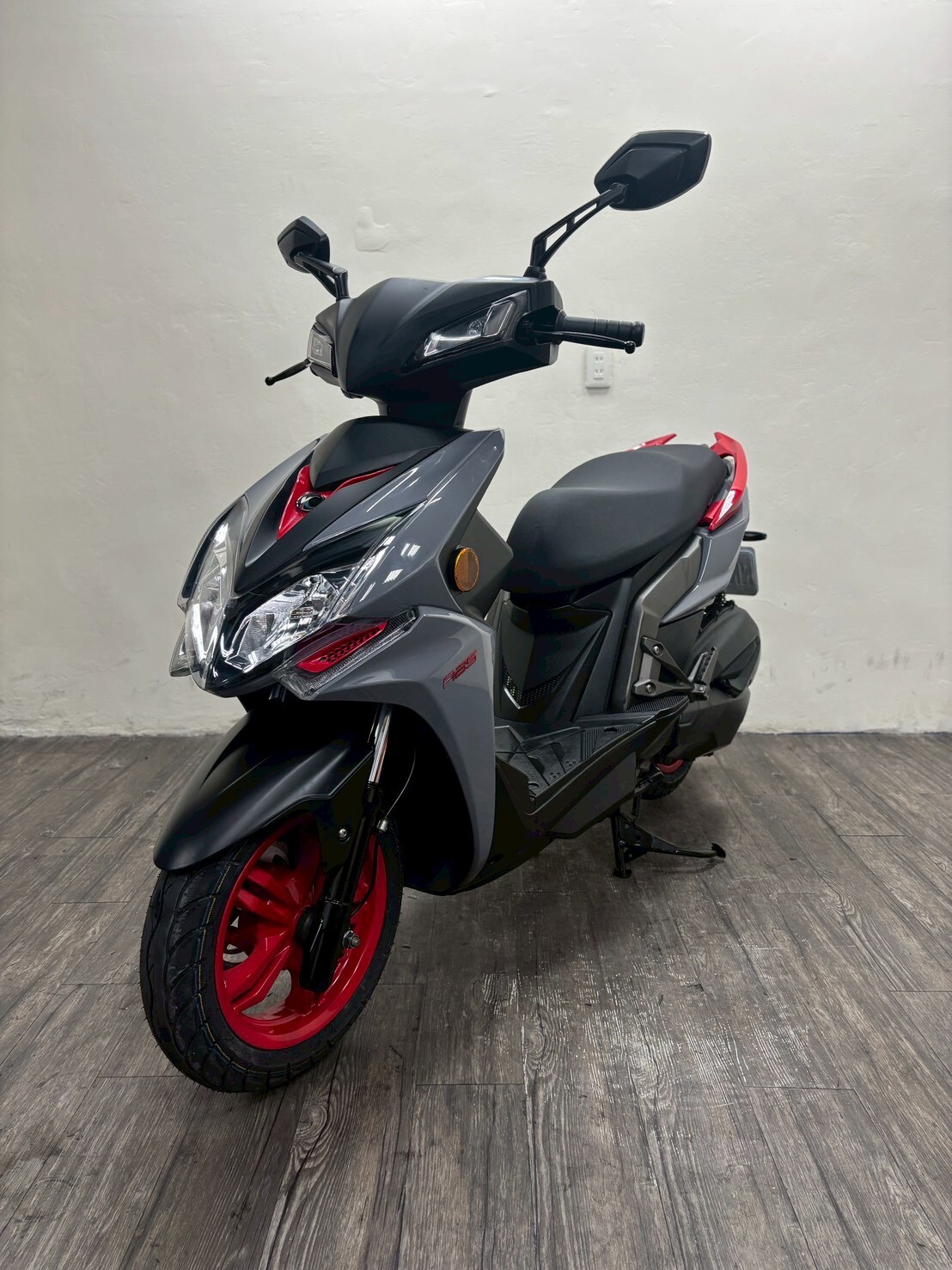 LINE_ALBUM_2022 光陽 雷霆S150 ABS _7973 $56000 里程 28xxx_251230_5