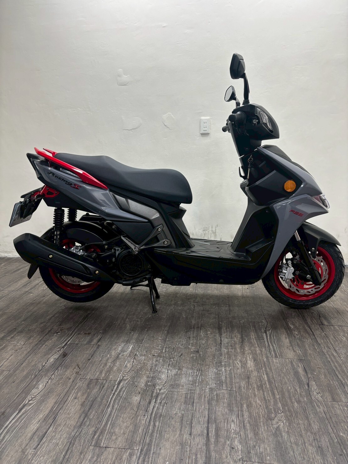 LINE_ALBUM_2022 光陽 雷霆S150 ABS _7973 $56000 里程 28xxx_251230_3