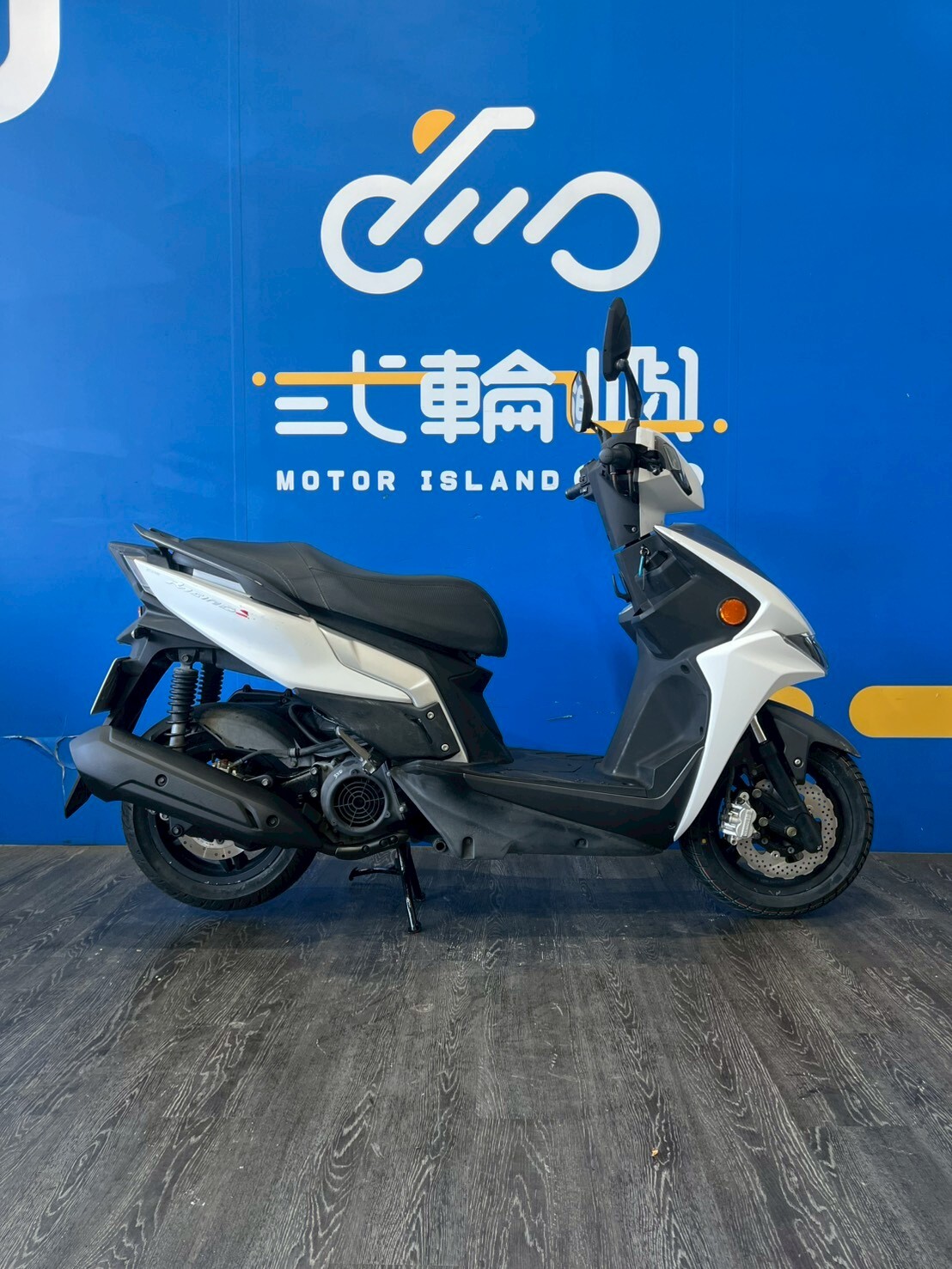 LINE_ALBUM_2017 光陽 雷霆s125 RACINGS 雙碟 _MHS-2519 $ 43000里程28XXX_251230_7