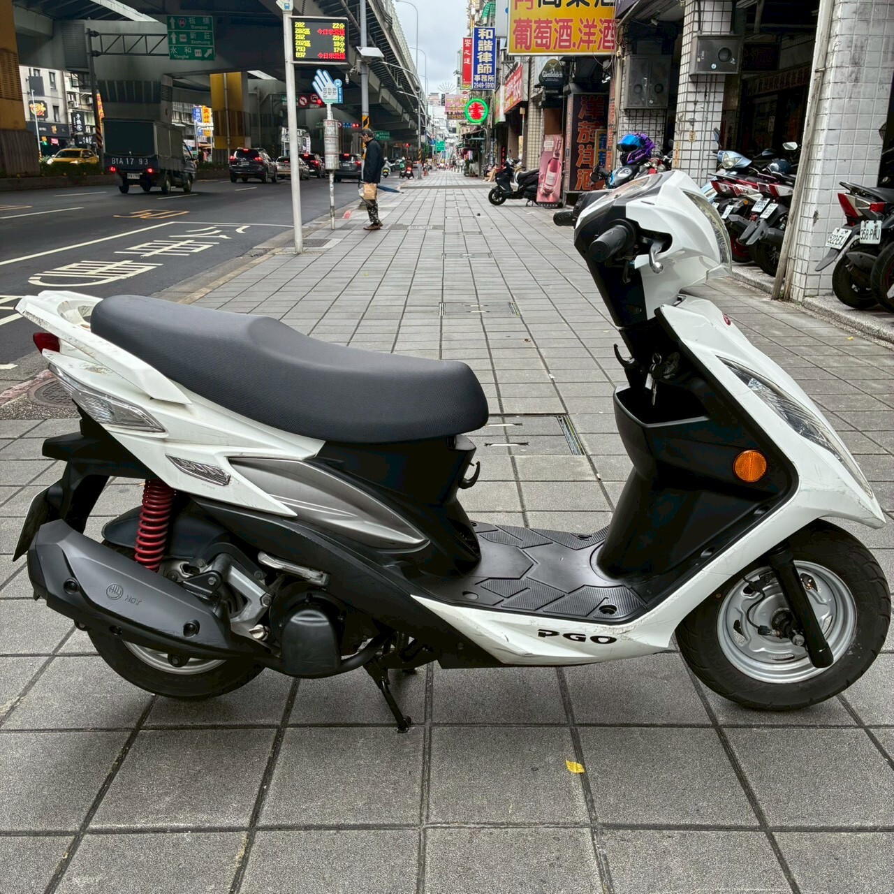 LINE_ALBUM_2015 PGO BON 125 _6619 $32000_260101_3