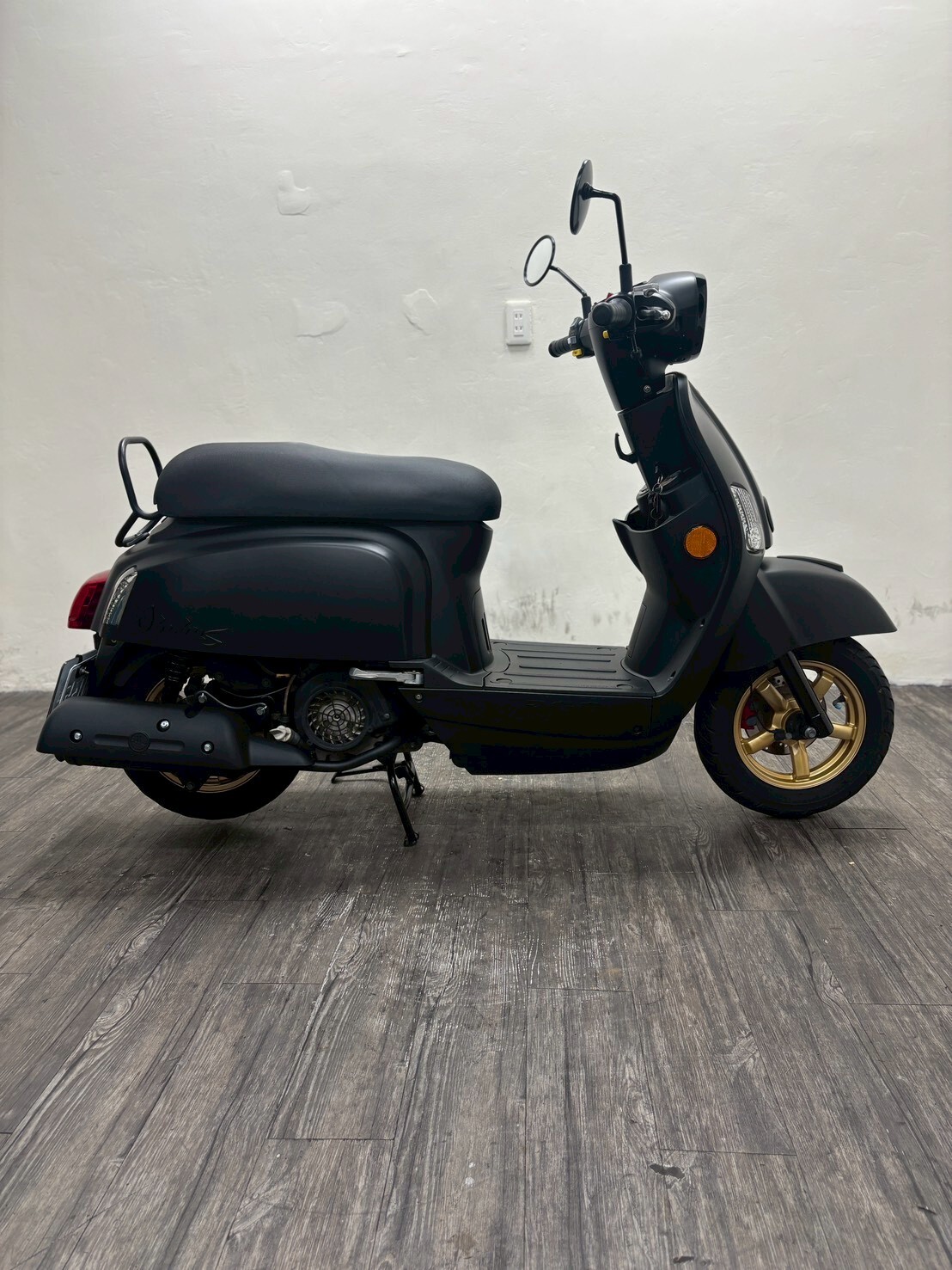 LINE_ALBUM_2017 PGO jbubu125_1035 $38000 里程31xxx_260102_3