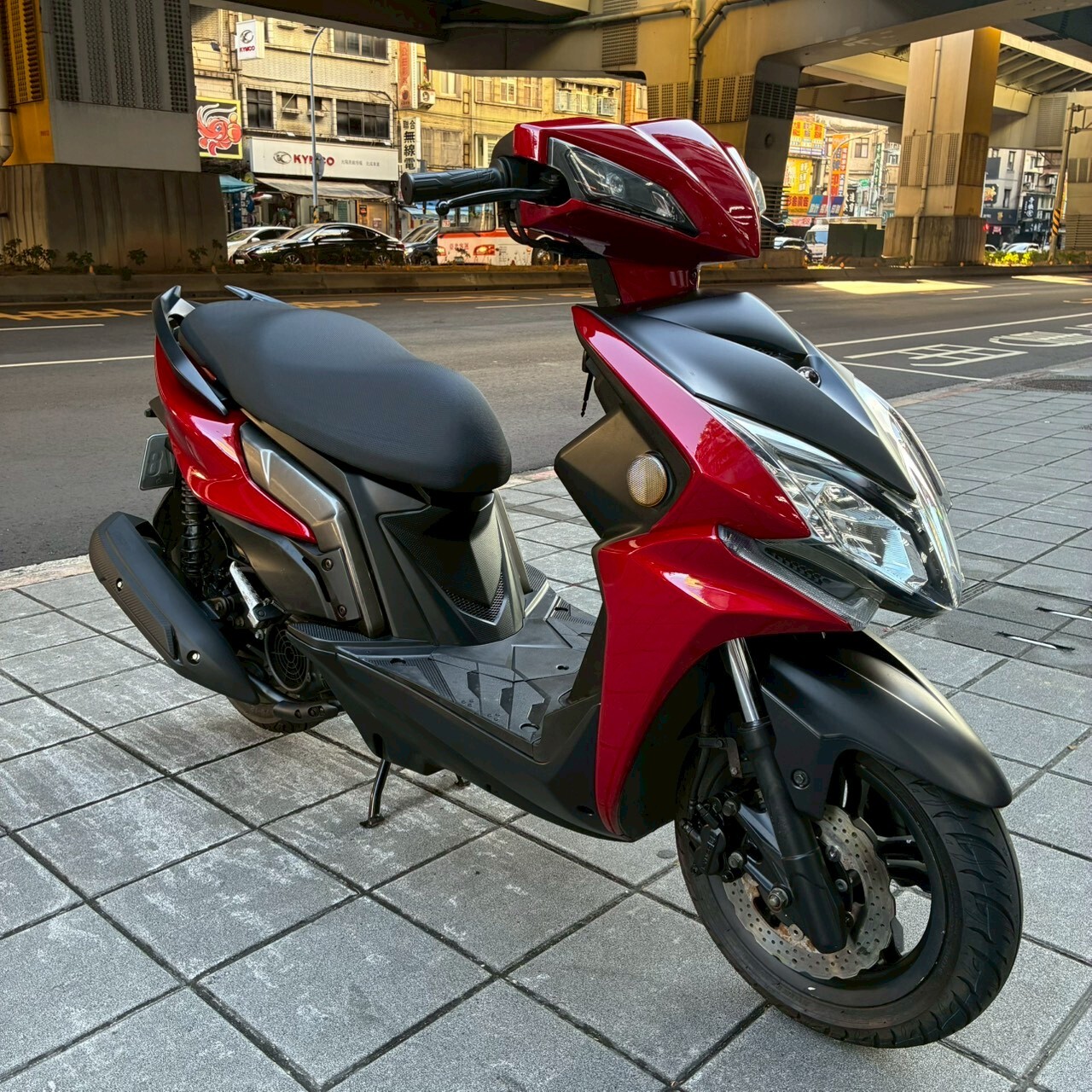 LINE_ALBUM_2016 光陽 雷霆S125 RACINGS 雙碟 _2878 $42000_260105_5