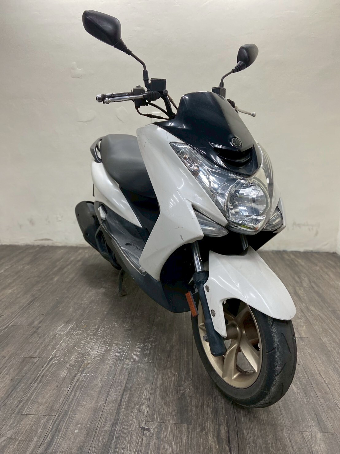 LINE_ALBUM_2015 三葉 SMAX 155 _6996 $38000  里程 31XXX_260109_6