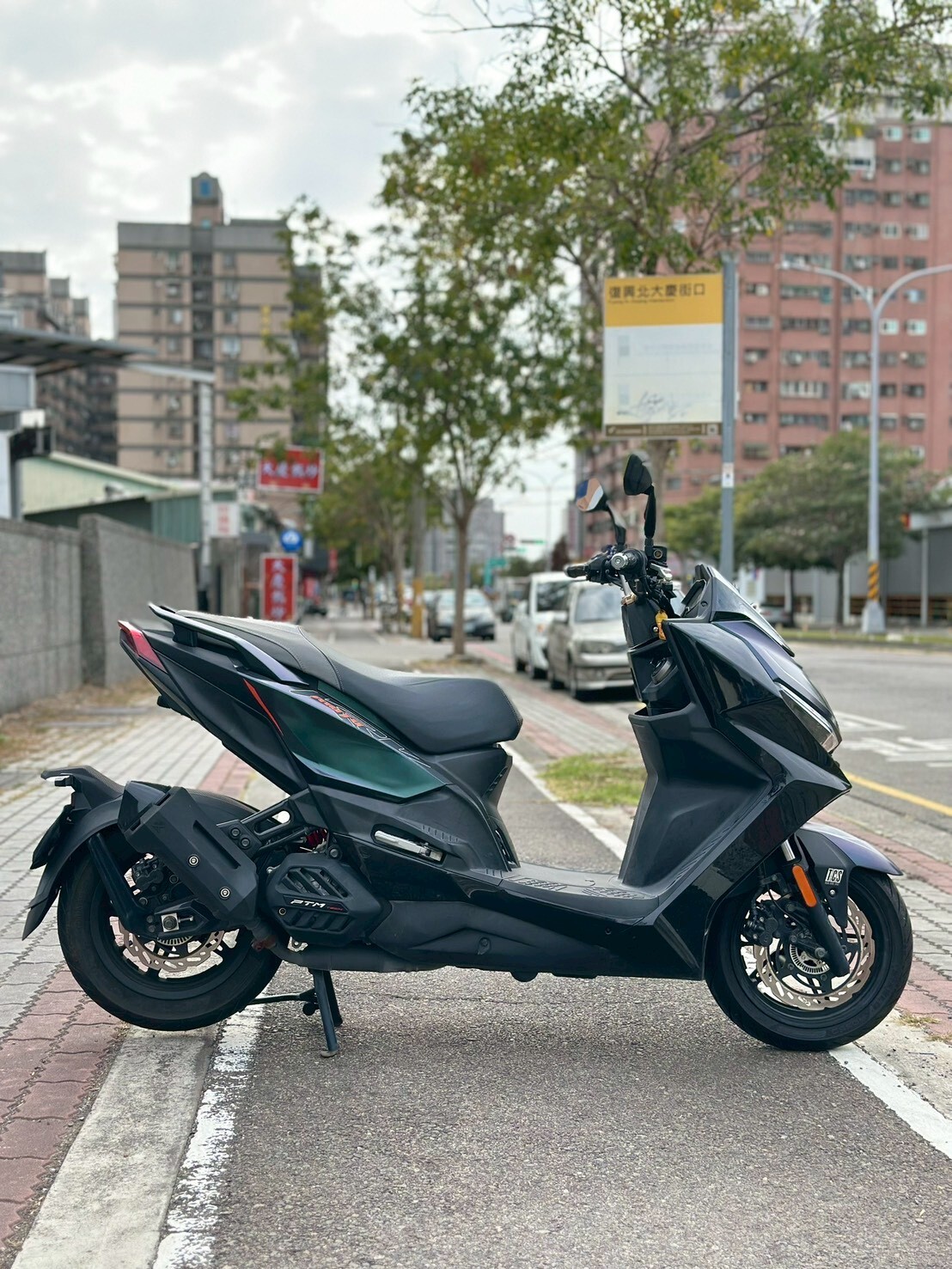LINE_ALBUM_2023 光陽 KRV MOTO 180 _6708 190xxKM $72,000_260111_1