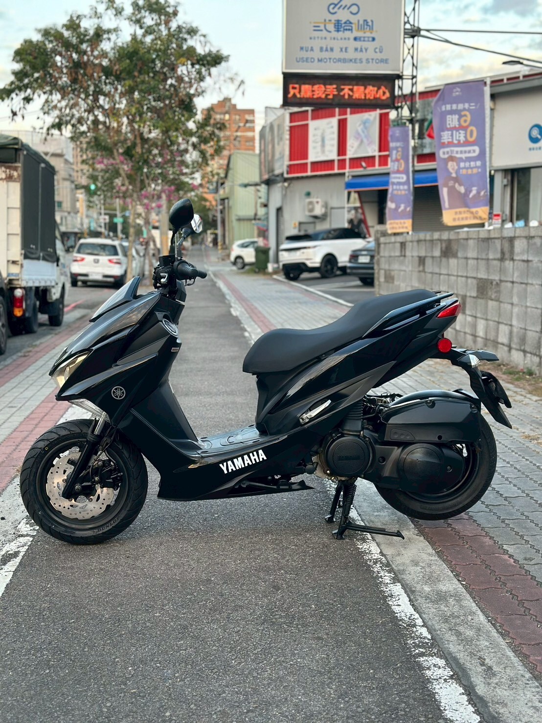 LINE_ALBUM_2018 山葉 FORCE 155 _5021 540xxKM $49,999_260111_2