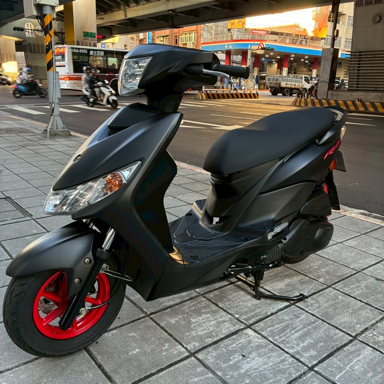 LINE_ALBUM_2017 山葉 RAY 125 _8327 $38000_260112_6