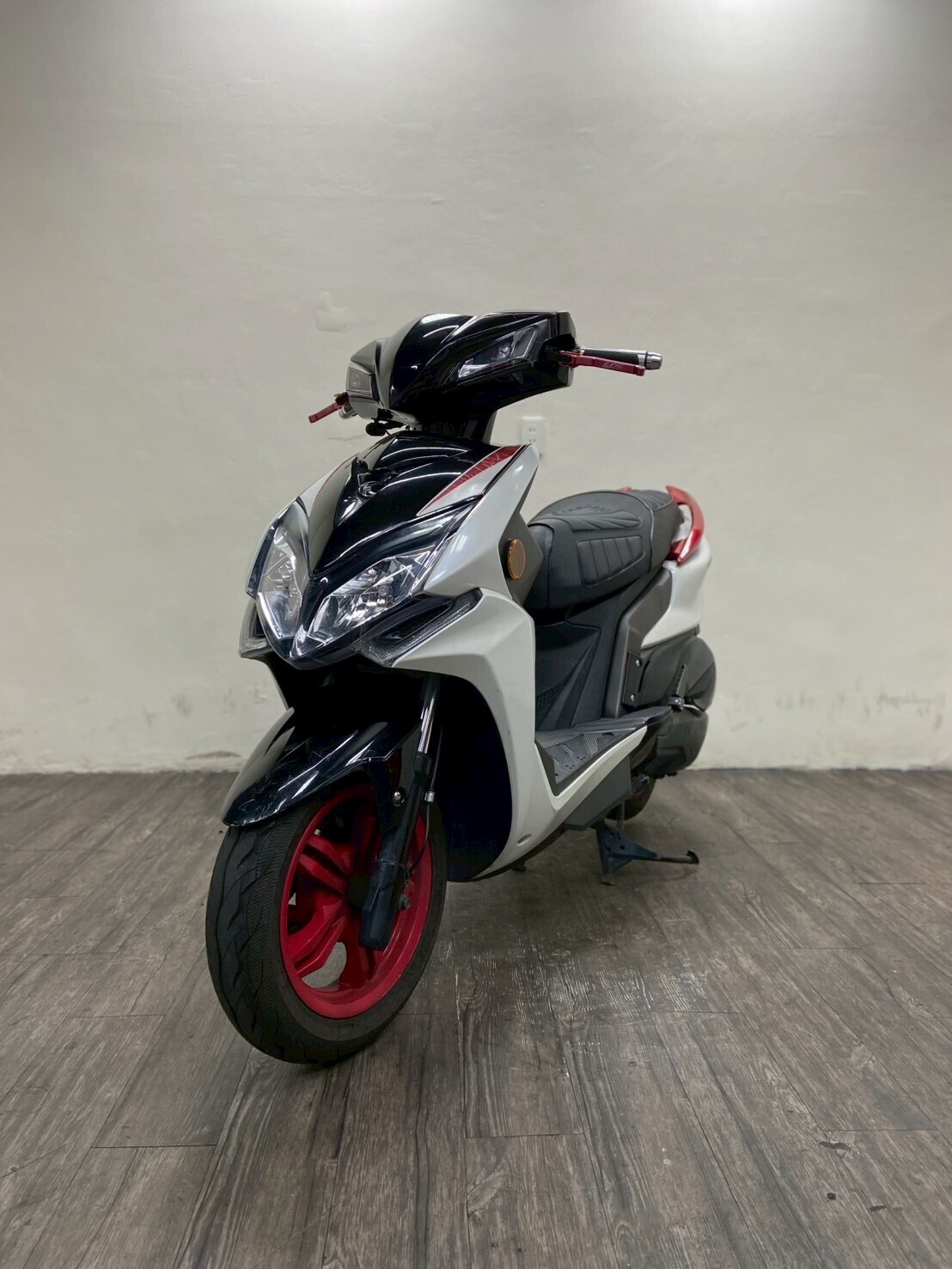 LINE_ALBUM_2022 光陽 雷霆S125 雙碟 _5726 $50000 里程15XXX_251211_5