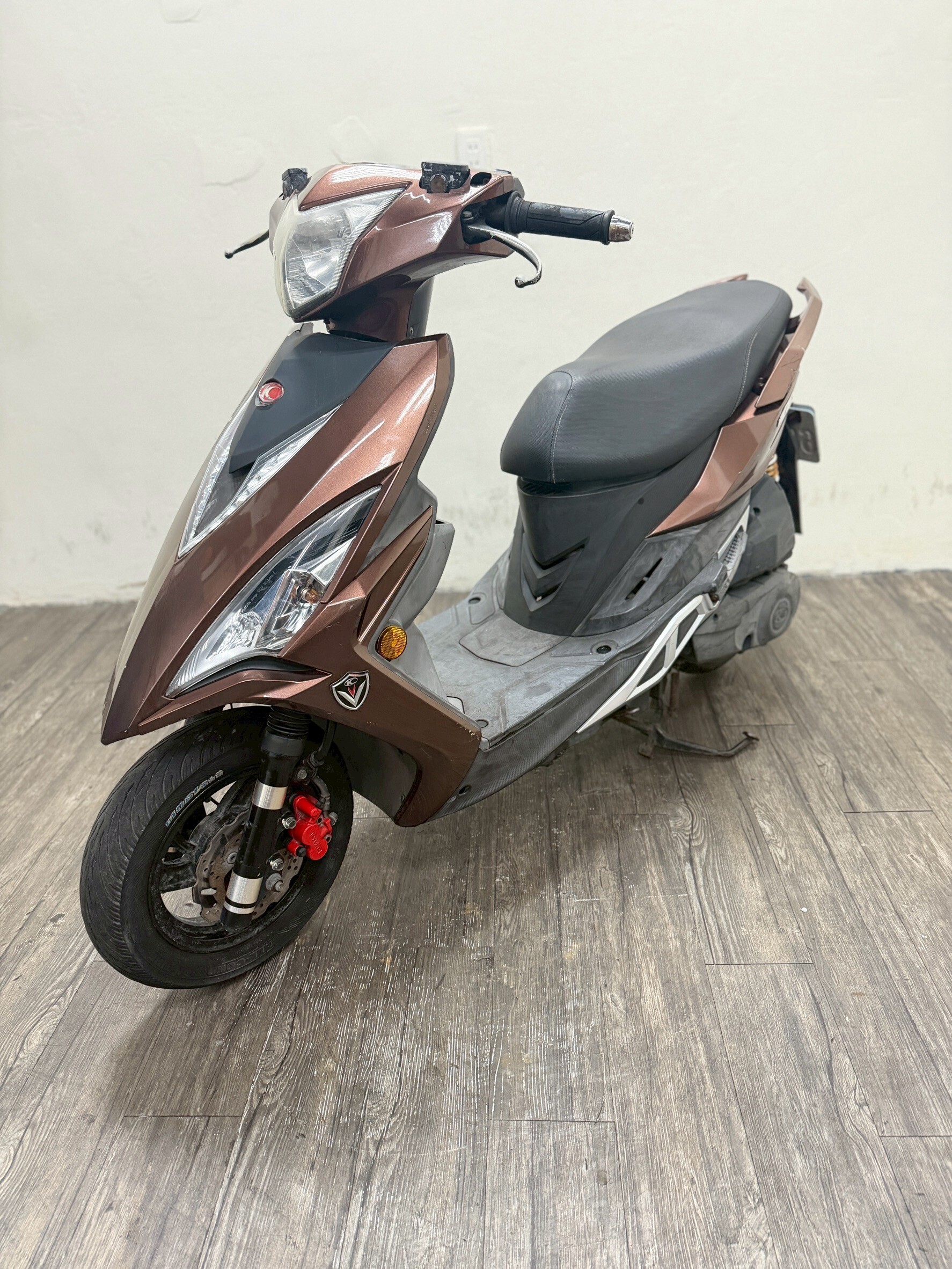 LINE_ALBUM_2015 光陽 VJR 125 _668 $35000 里程 27XXX_251230_6