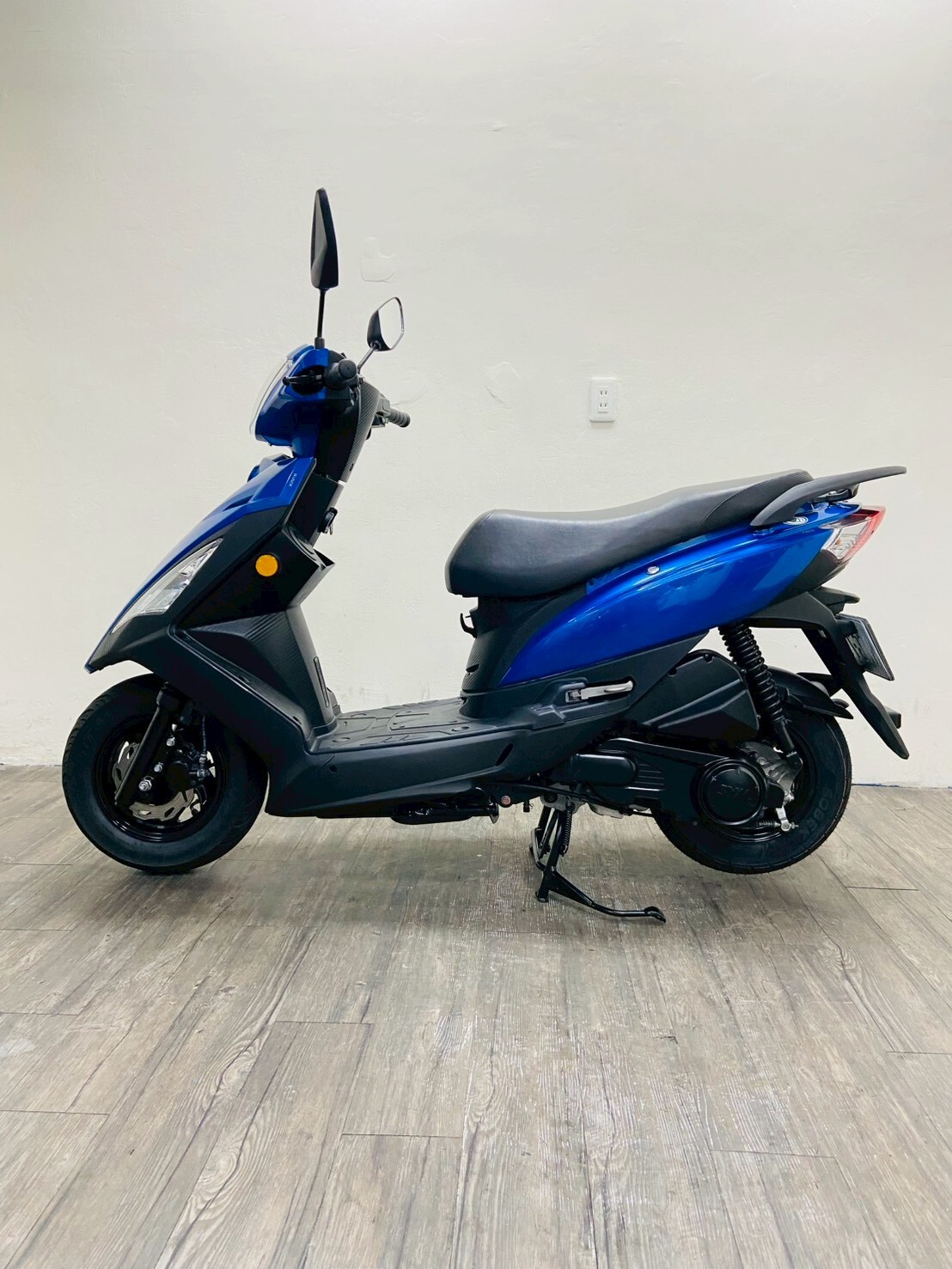 LINE_ALBUM_2023 新迪爵 碟煞 CBS _7992 $48000 里程18XXX_260130_3