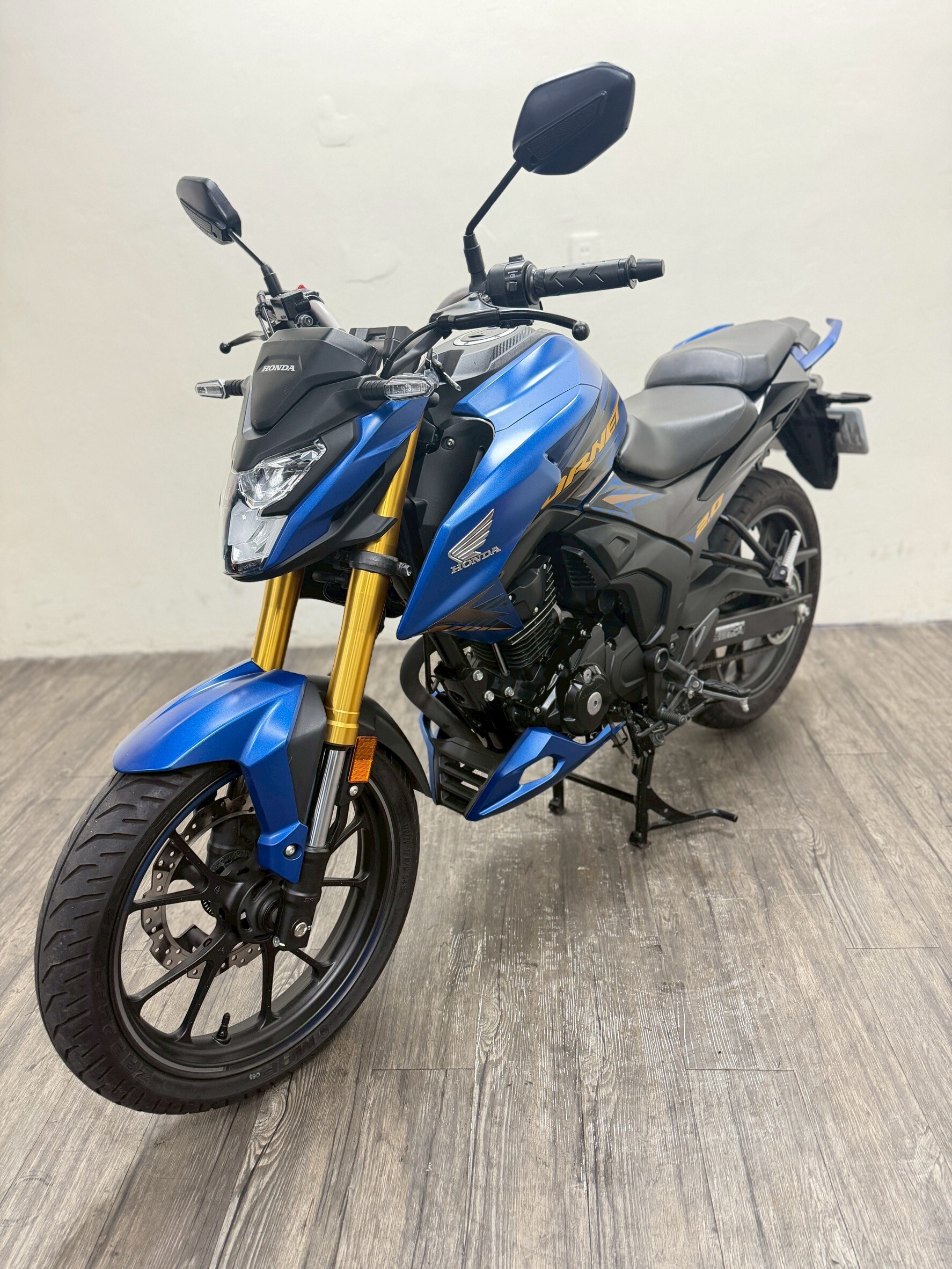 LINE_ALBUM_2022 本田 Hornet 2.0 _5916 $70000 里程 38XX_260131_7