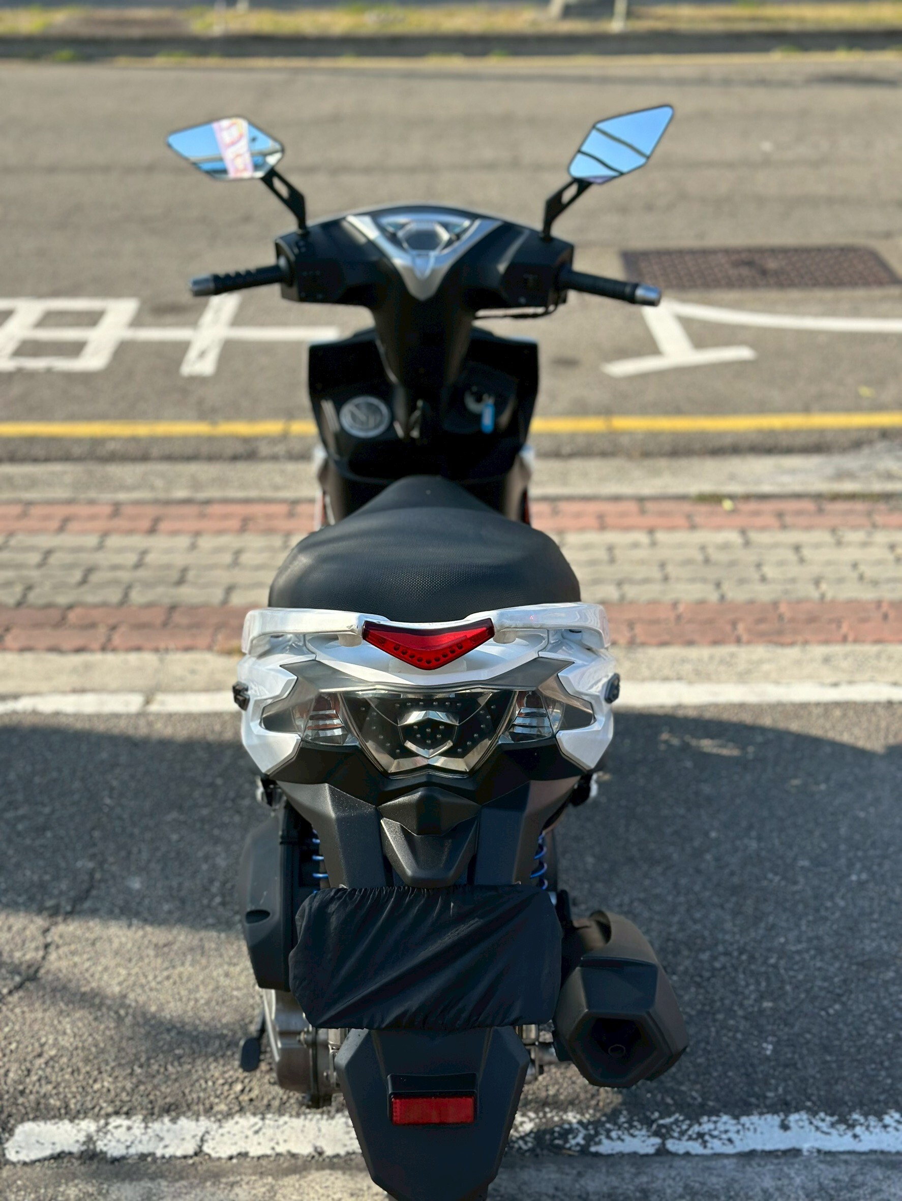 LINE_ALBUM_2015 光陽 G6 VVCS 150 ABS _2525 720xxKM $35,000_260210_3