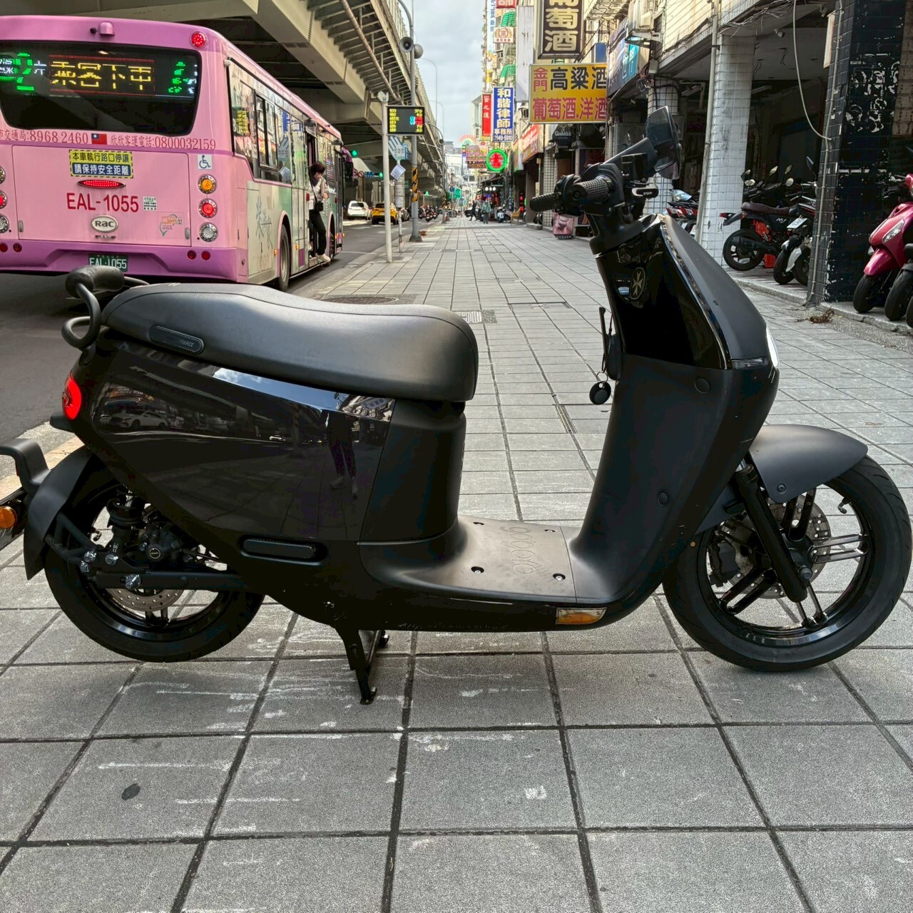 LINE_ALBUM_2019 GOGORO S2 _5669 $32000_260209_4