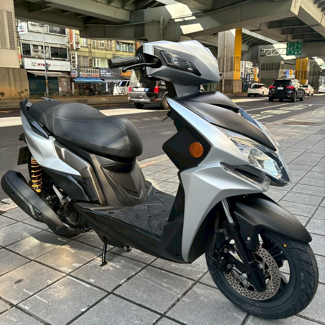 LINE_ALBUM_2018 光陽 雷霆S125 RACINGS 雙碟 _7668 $41000_260209_5