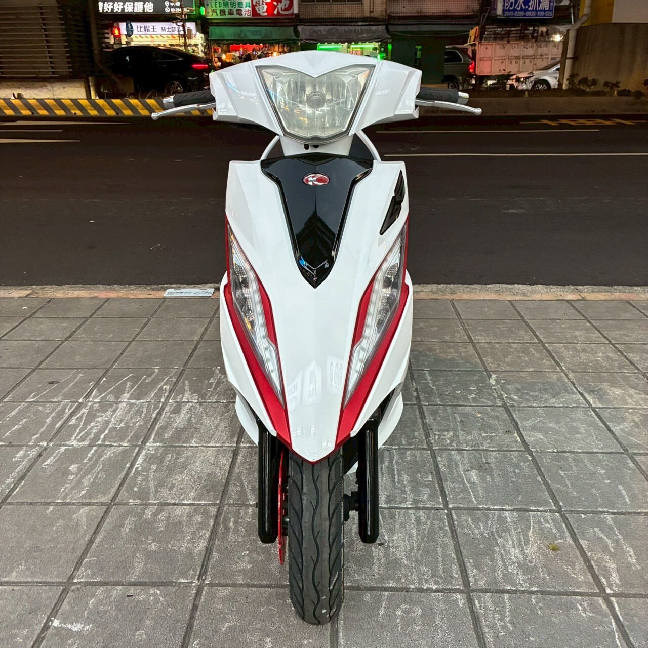 LINE_ALBUM__376_260226_1