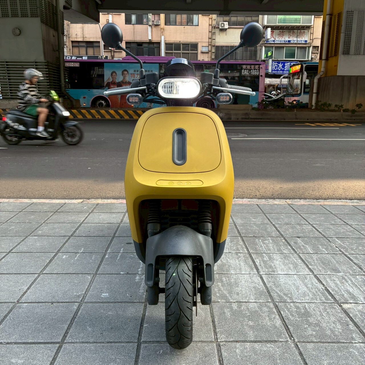 LINE_ALBUM__1089_260226_1