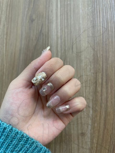 LINE_ALBUM_202445_240405_28