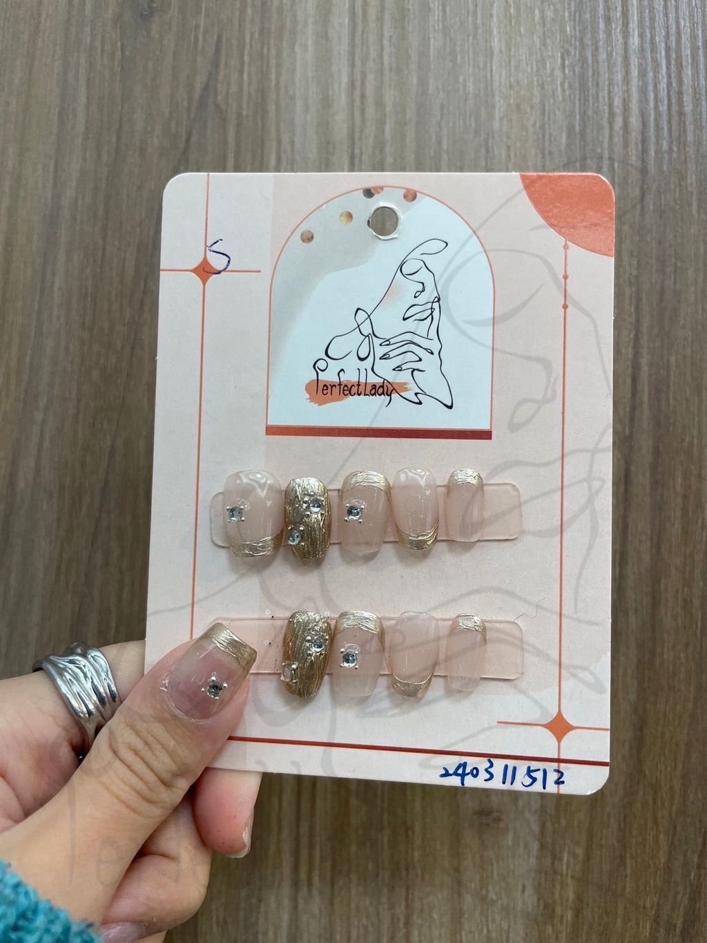 LINE_ALBUM_202445_240405_29