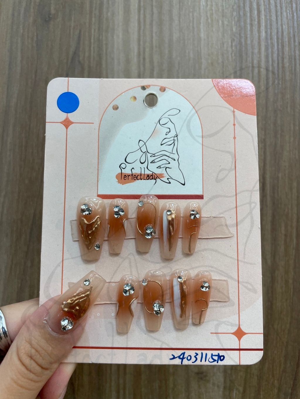 LINE_ALBUM_202445_240405_26