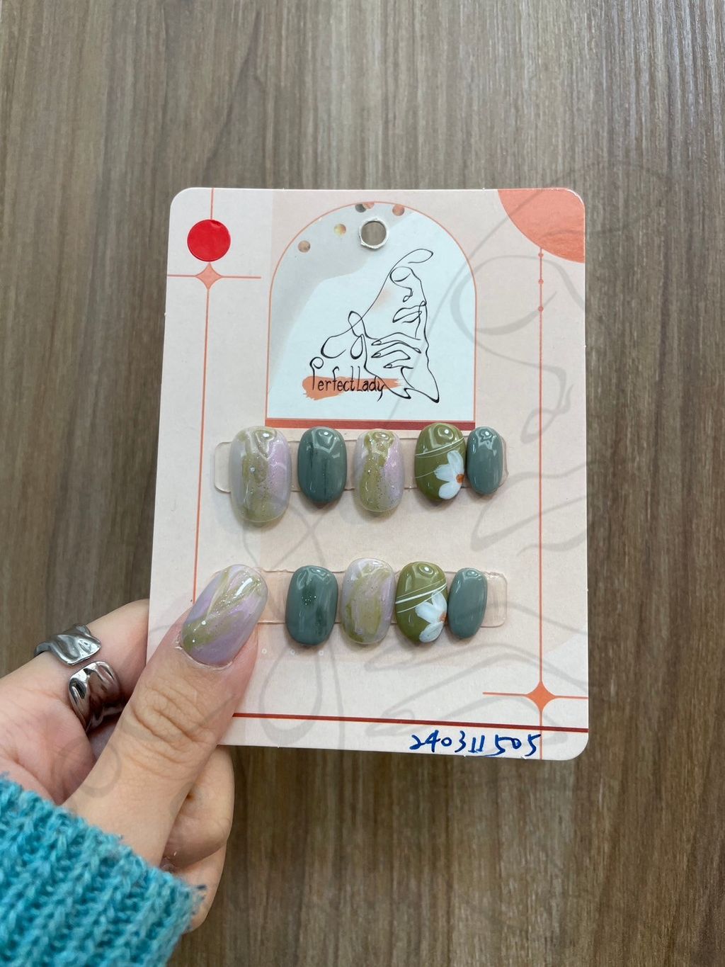 LINE_ALBUM_202445_240405_12