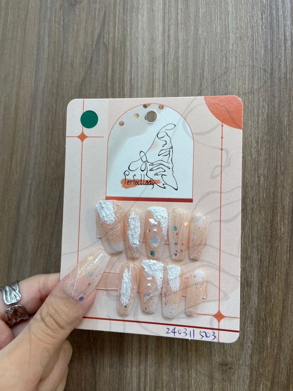 LINE_ALBUM_202445_240405_3