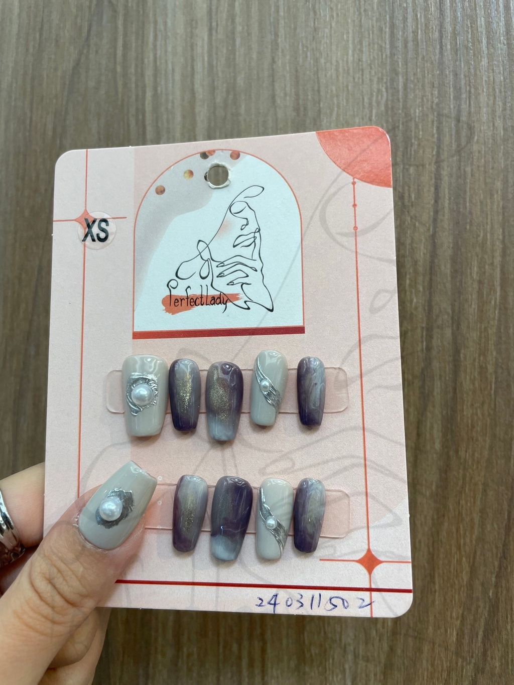 LINE_ALBUM_202445_240405_17