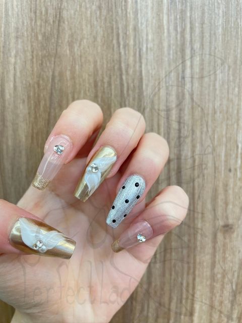 LINE_ALBUM_240420_240420_22