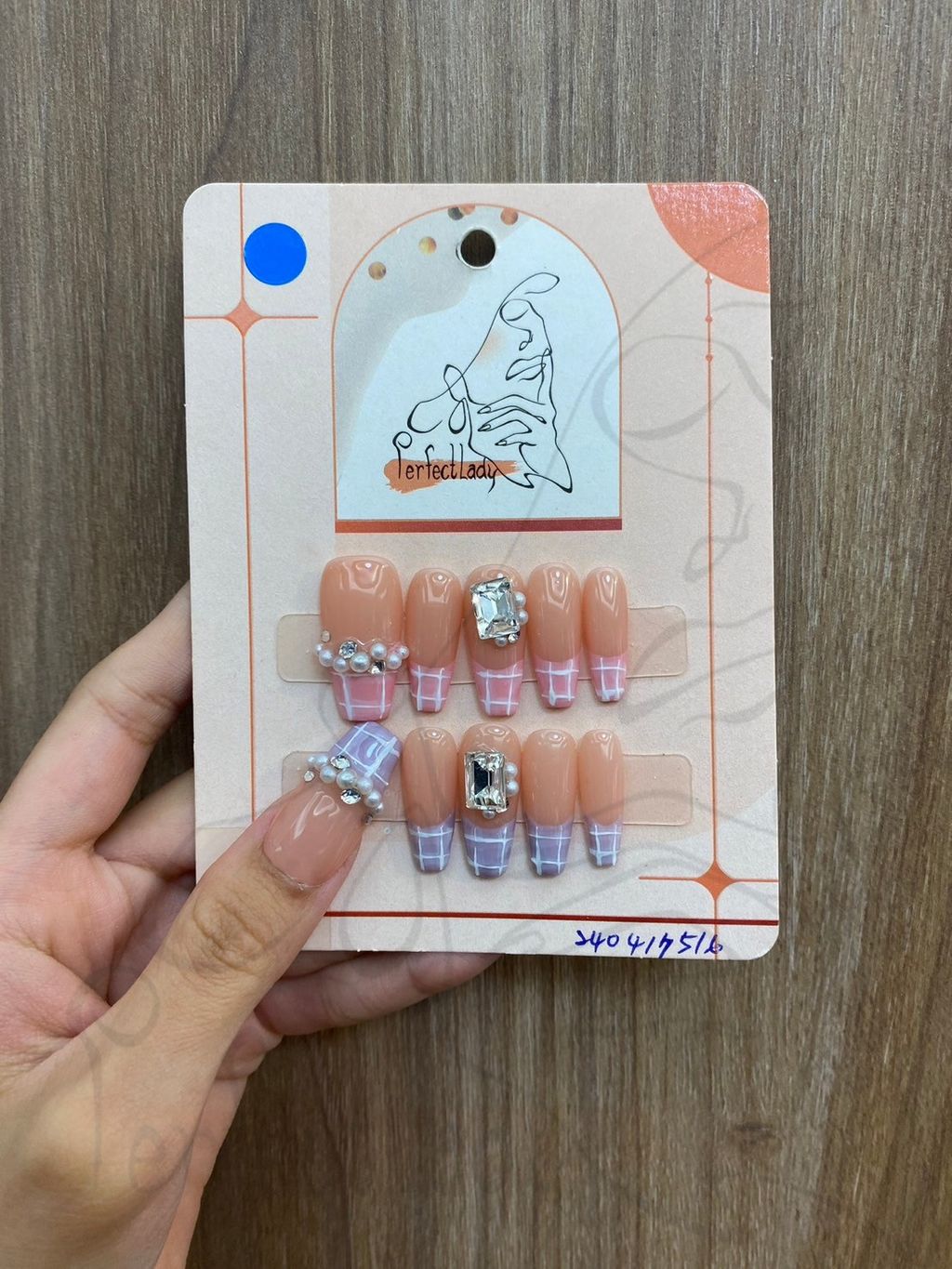 LINE_ALBUM_240417_240419_72