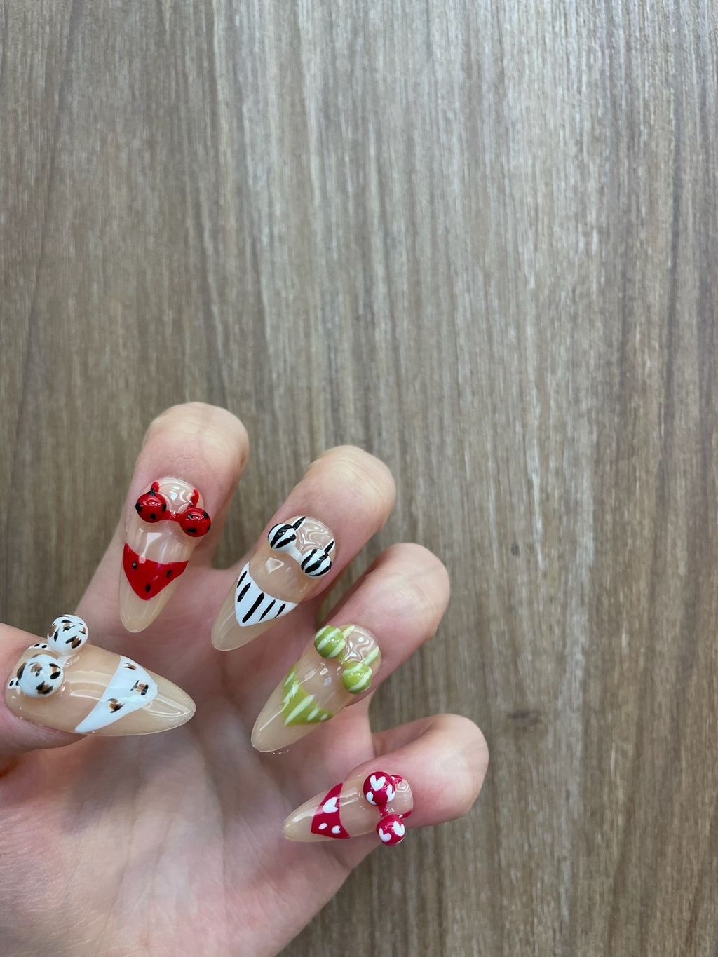 LINE_ALBUM_2024618_240618_15