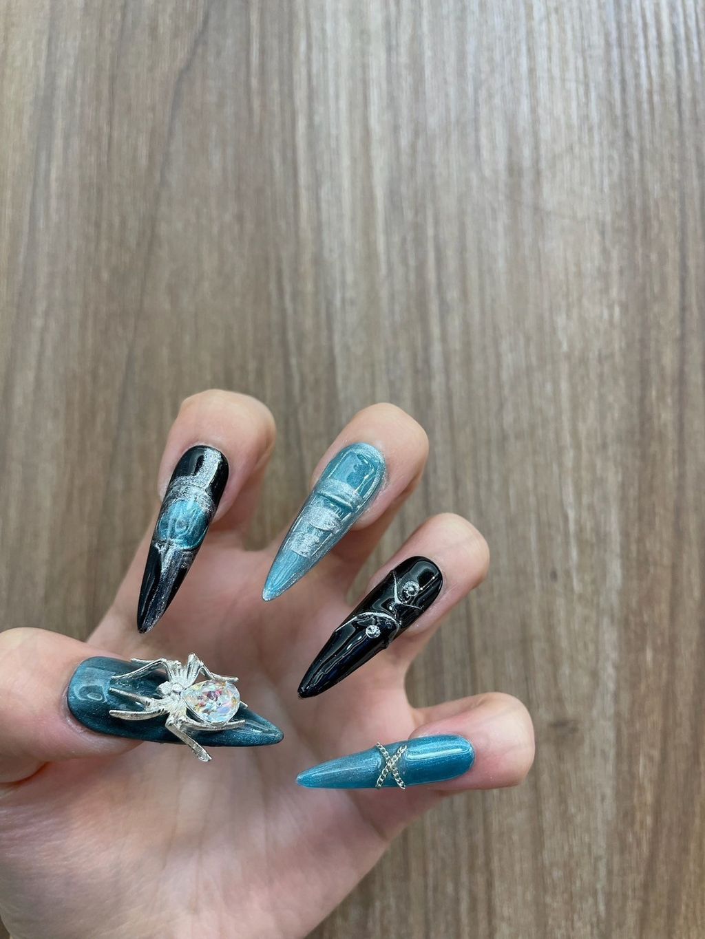 LINE_ALBUM_2024618_240618_48