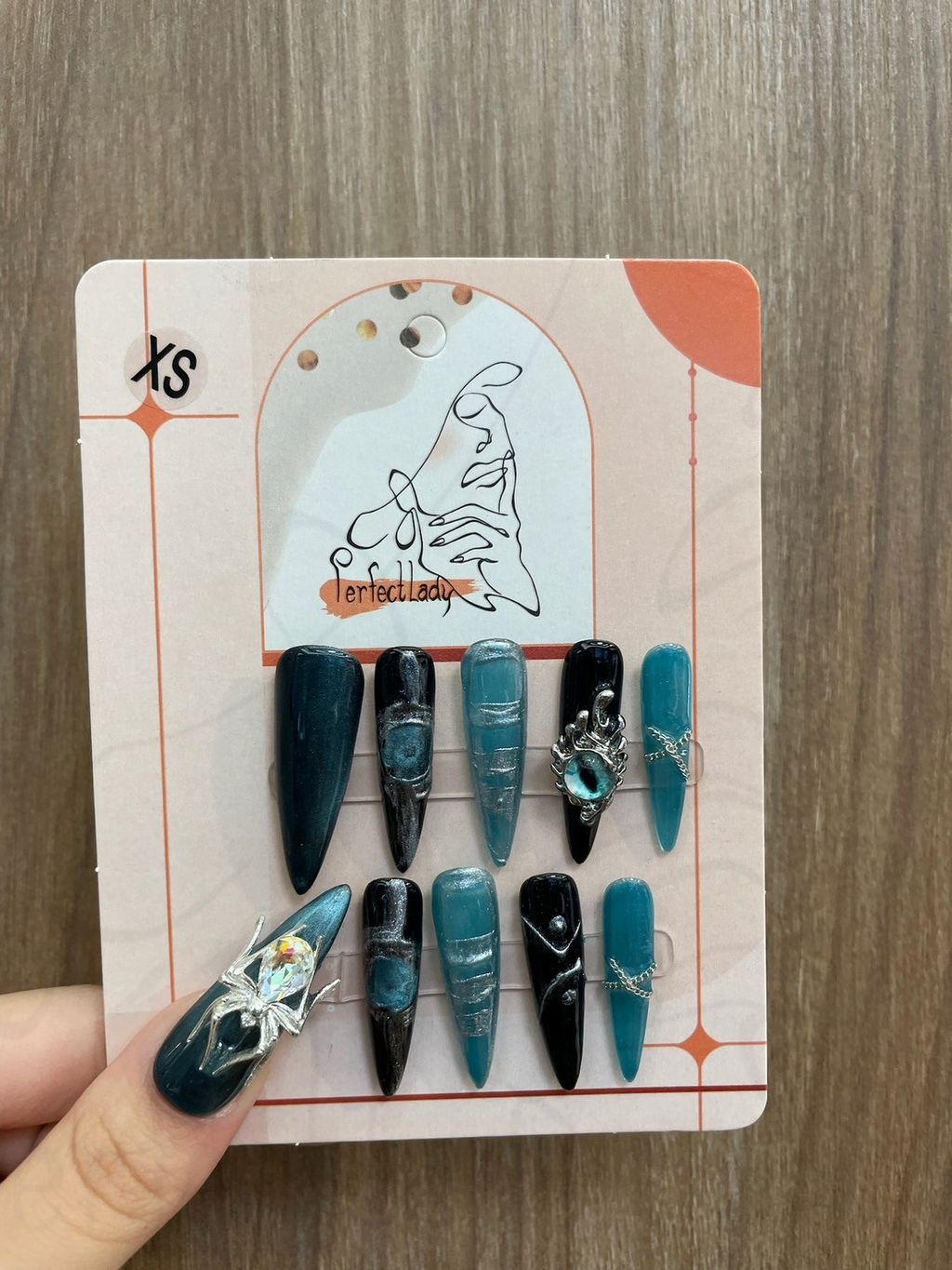 LINE_ALBUM_2024618_240618_46