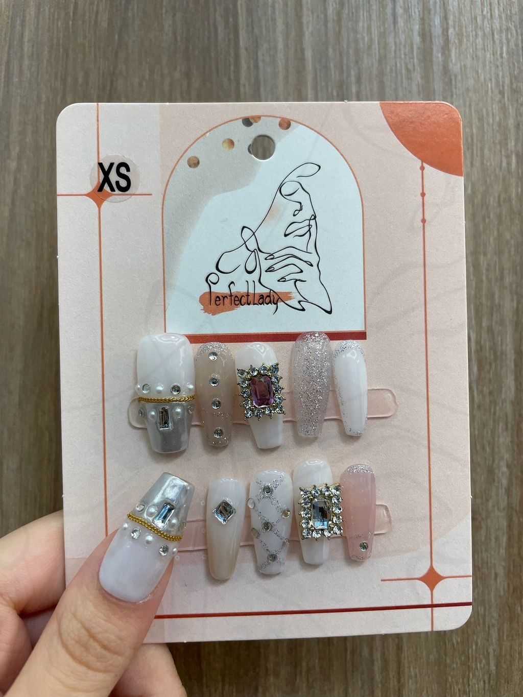 LINE_ALBUM_2024618_240618_58