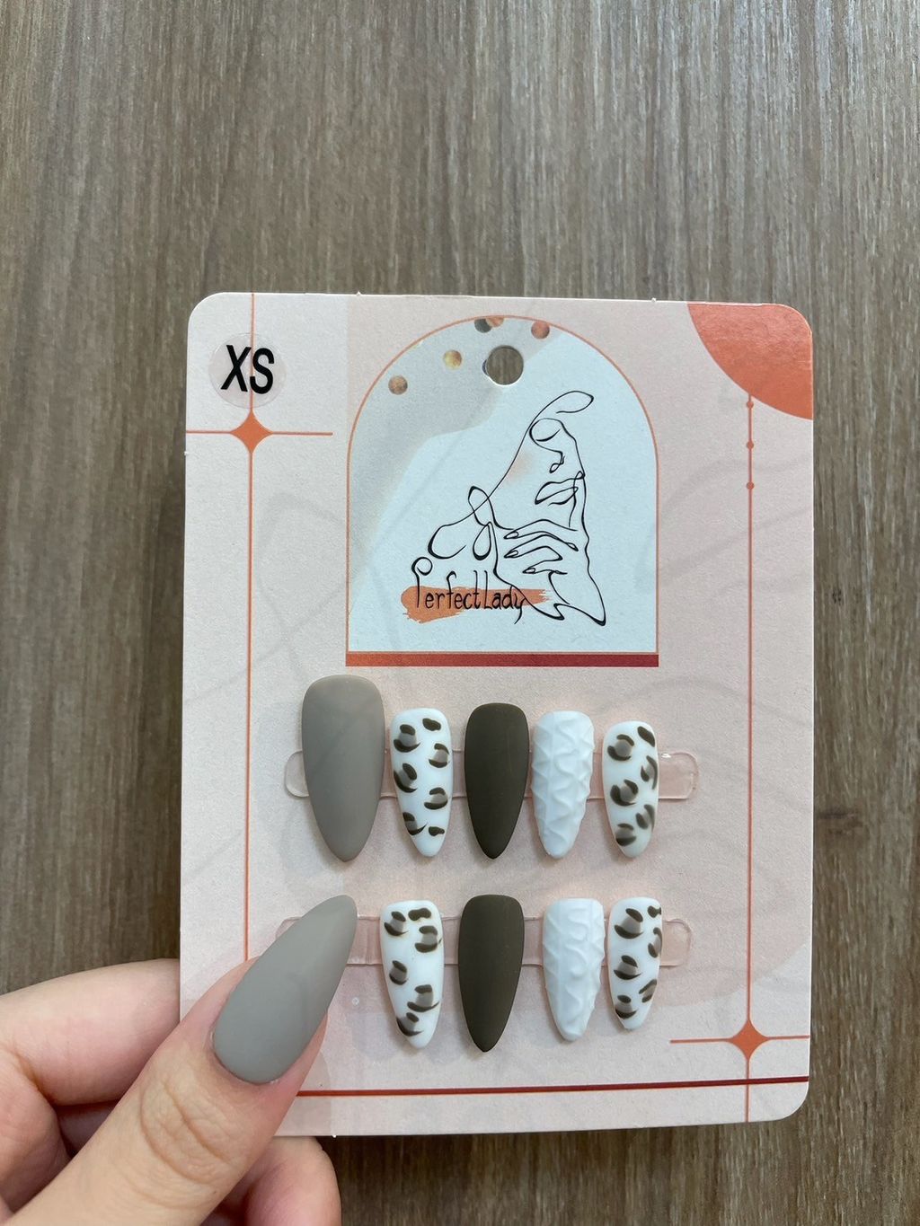 LINE_ALBUM_2024618_240618_115