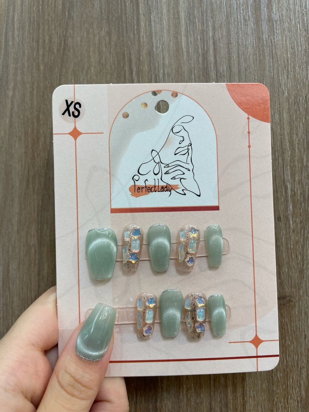 LINE_ALBUM_2024618_240618_118