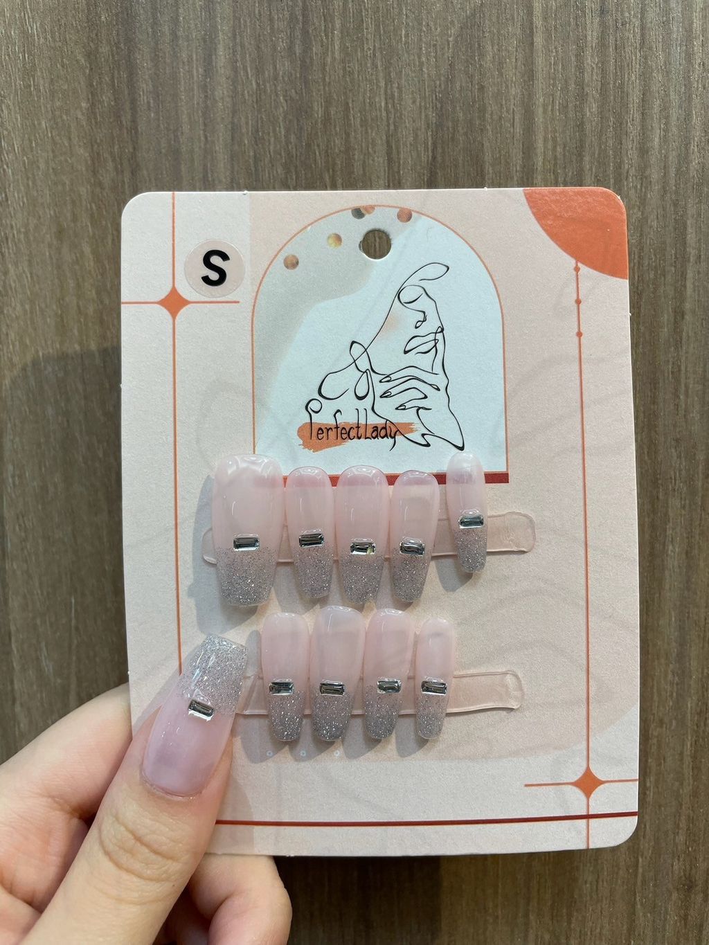 LINE_ALBUM_2024618_240618_196