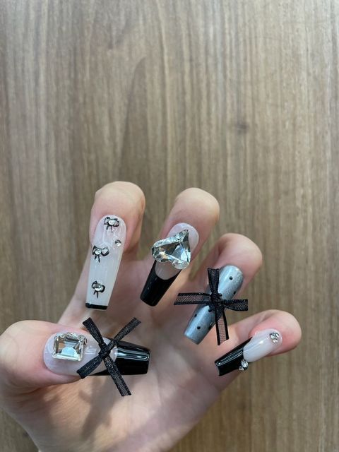 LINE_ALBUM_2024618_240618_204