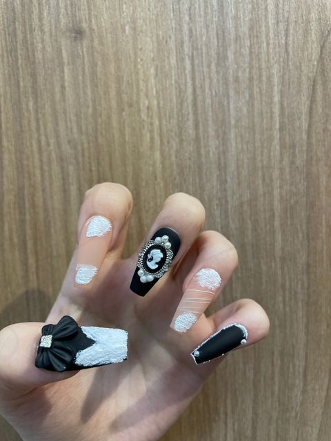 LINE_ALBUM_2024618_240618_294