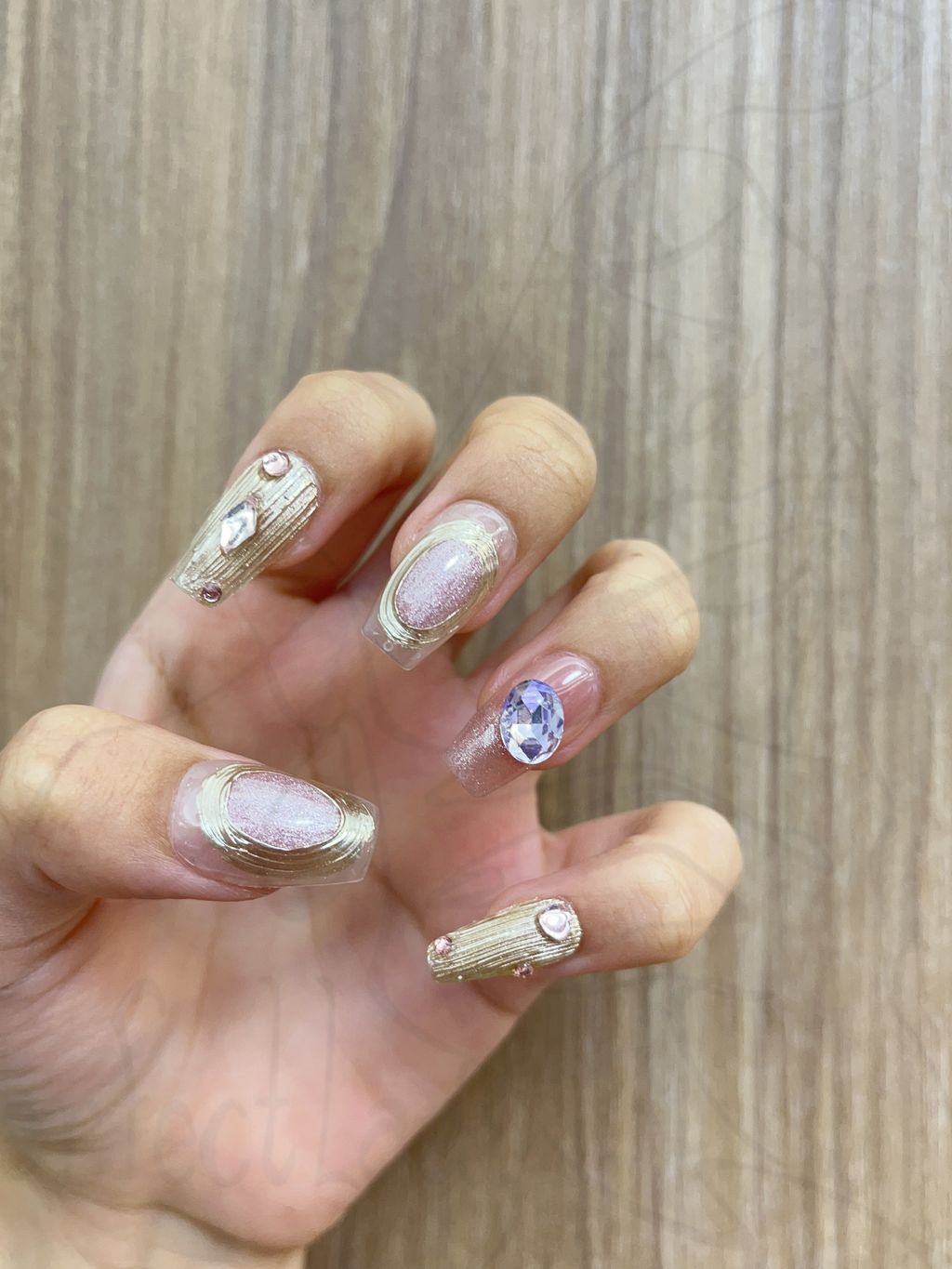 DDC55361-BEDF-4C06-A7A1-F6108E658D90