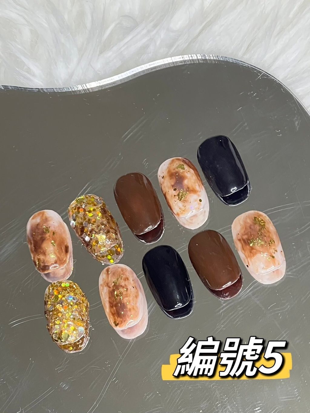 LINE_ALBUM_玟_241102_28