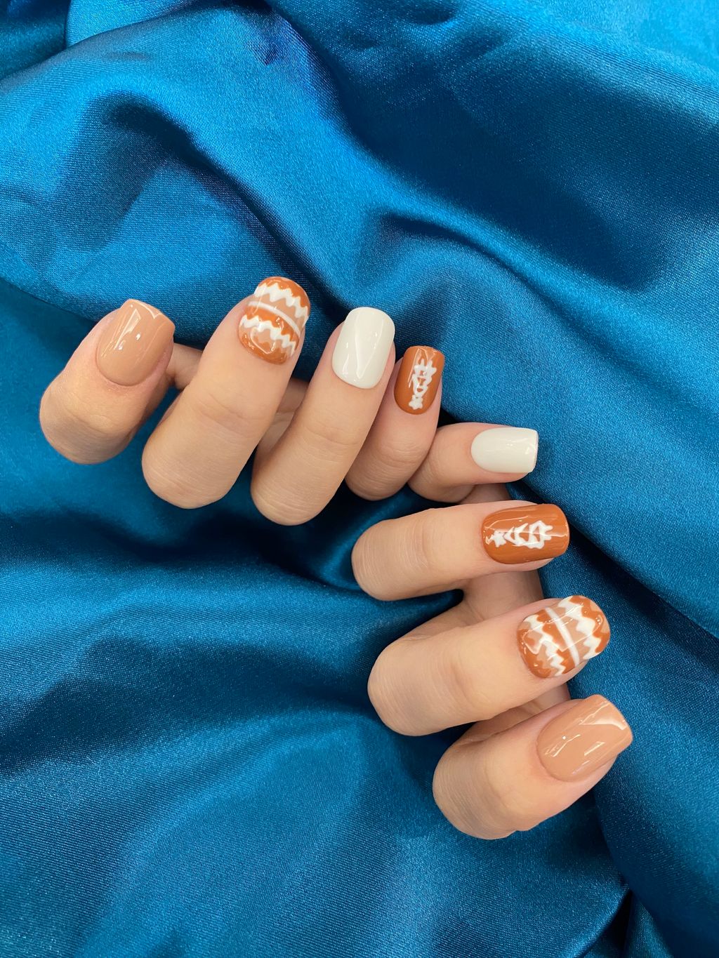 FAF0C691-71A5-48C3-ADD3-B3220F481703