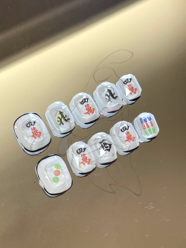 113122808