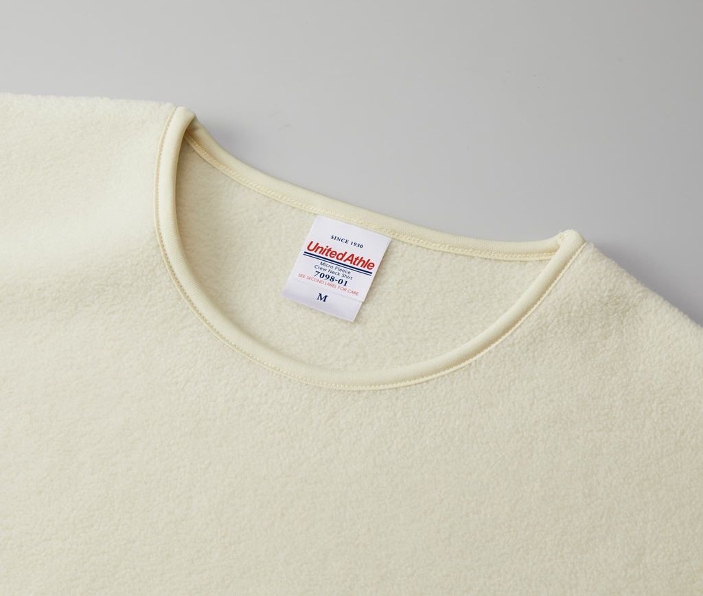 D-709801-0019-03-01_2000