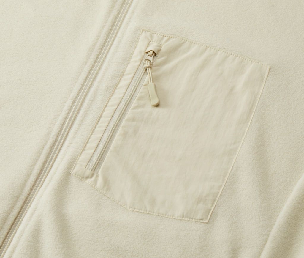 D-709701-0019-03-04_2000