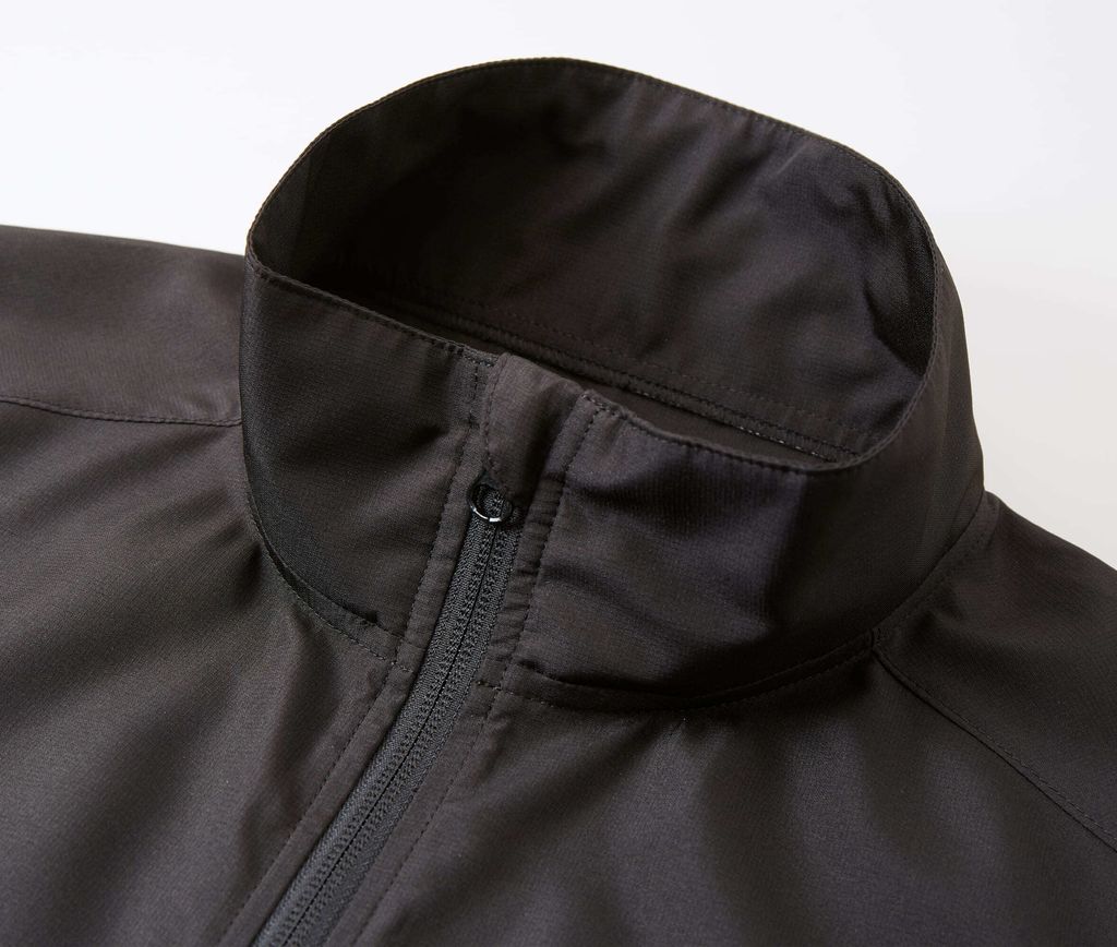 D-706101-0002-03-01_2000