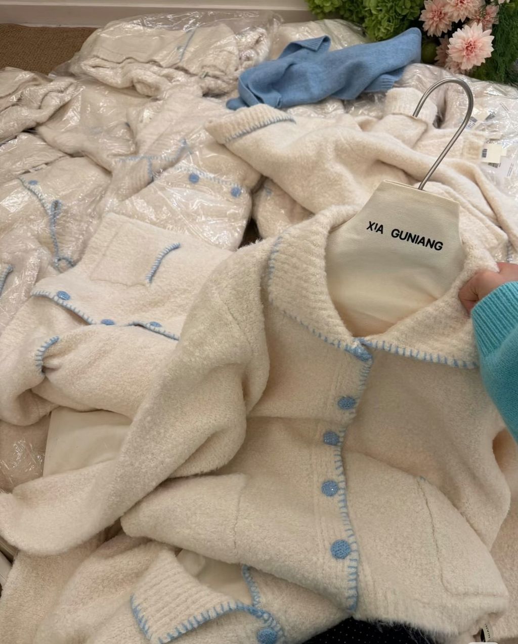 cj02aDJsNm9sZ3RzdDZ2JnM9anA4JnQ9ZCZ1PTFqYjh2OGJqNDRtMDAmaT0yMA