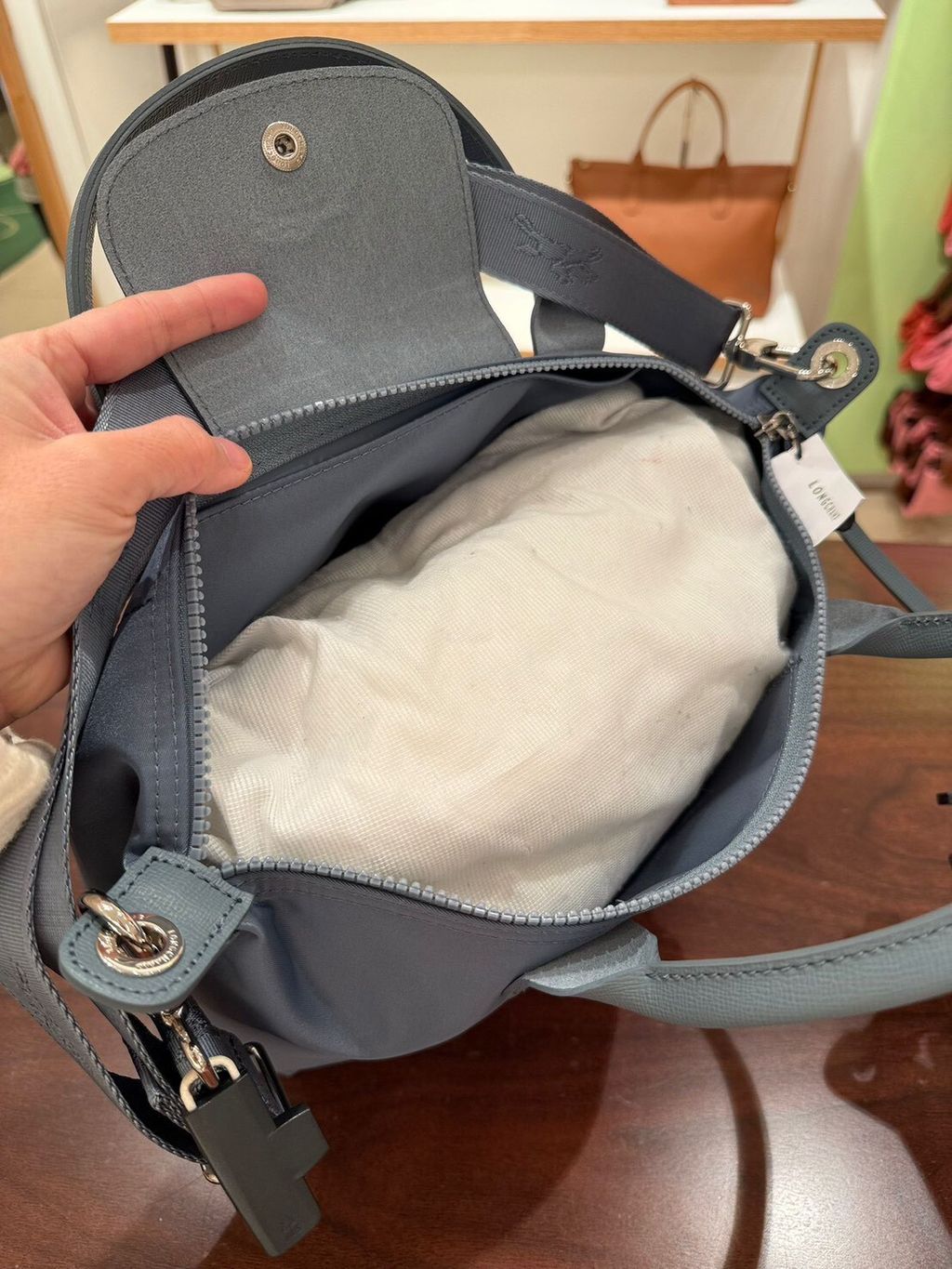 cj0tMTdhZ2c0a2ZqMHZuMCZzPWpwOCZ0PWQmdT0xam80dDhtaHMzN2cwJmk9NA