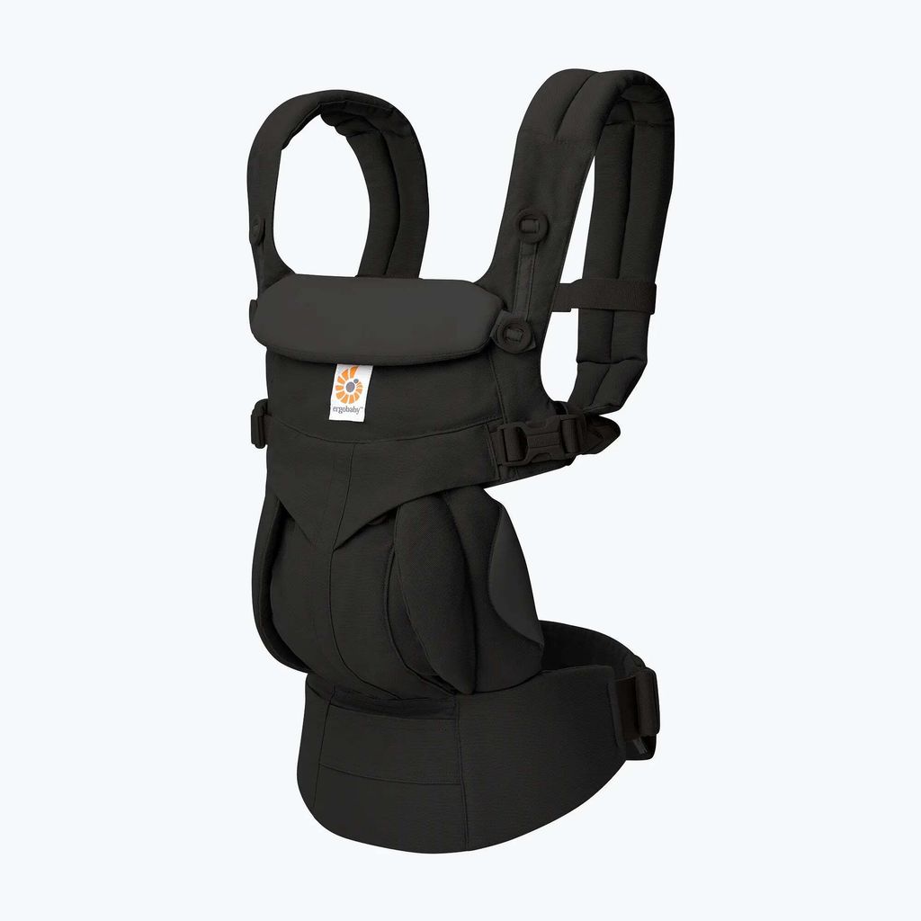 BCS360BLK_ergobaby_carrier_omni_classic_cotton_blk_1_c4f4bf75-e2c1-4d48-827d-fd710a1a45ec.webp