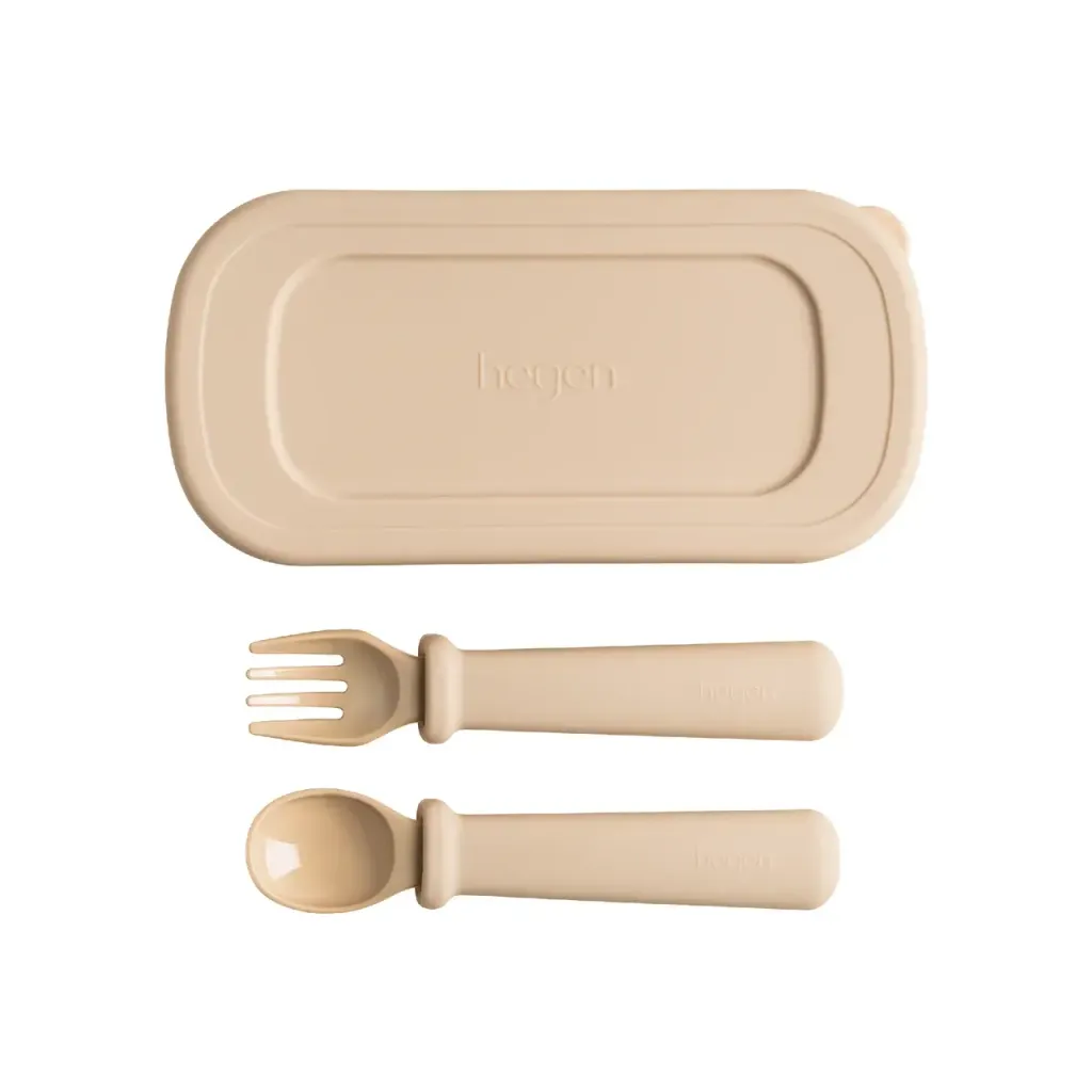 Hegen_Mealtime_Set_Multi-stage_Fork_and_Spoon_PPSU_with_Case_Taupe.jpg